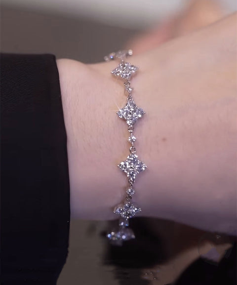 Exquisite Wrist Bracelet